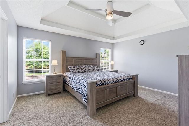 19026 W 163RD Place, Olathe, KS 66062