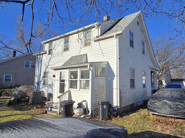 1737 N Pine Street, Beloit, WI 53511