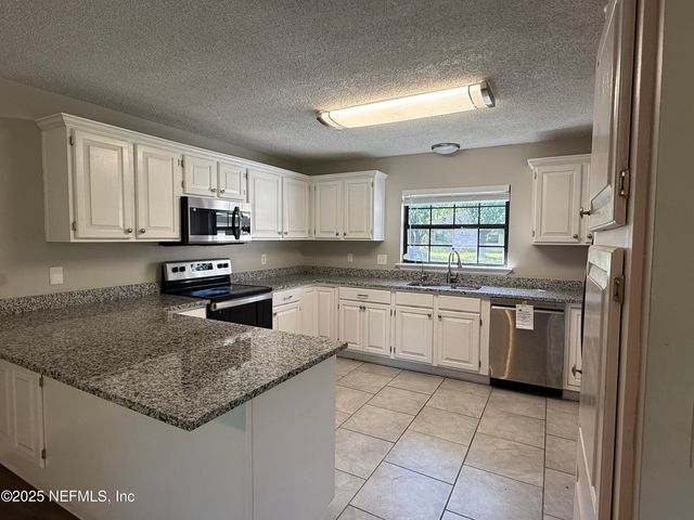 7219 MIMOSA GROVE Trail, Jacksonville, FL 32210