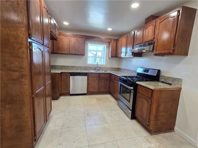 825 W 144th, Gardena, CA 90247