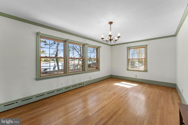 137 PINE DR, Reedville, VA 22539