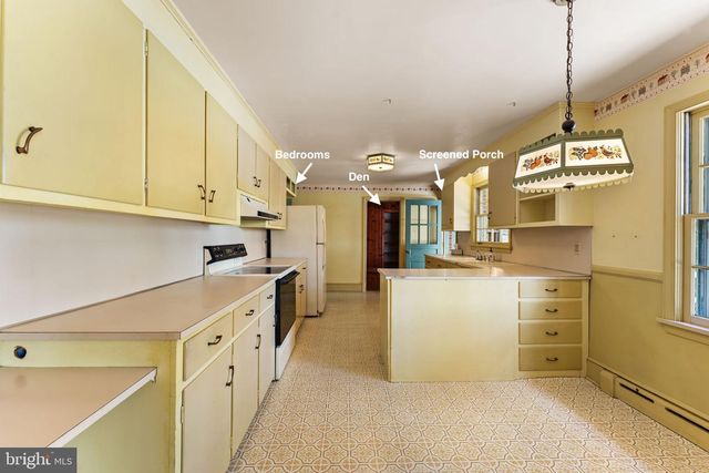 137 PINE DR, Reedville, VA 22539