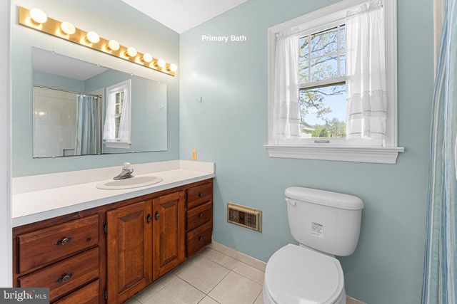 137 PINE DR, Reedville, VA 22539