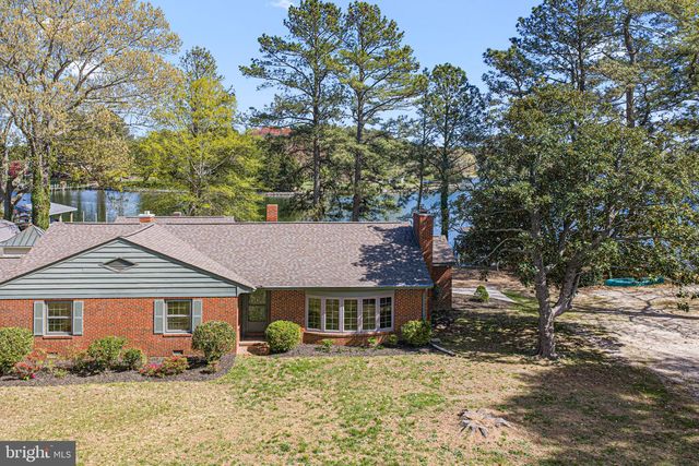 137 PINE DR, Reedville, VA 22539