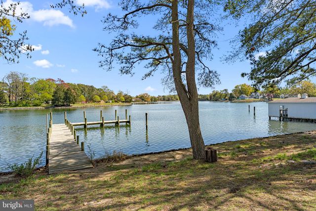 137 PINE DR, Reedville, VA 22539
