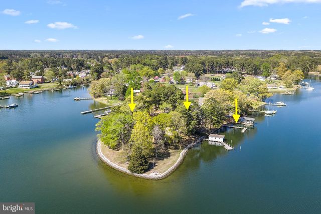 137 PINE DR, Reedville, VA 22539
