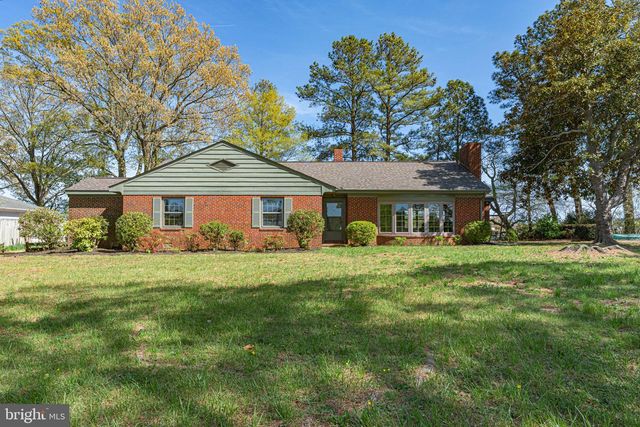 137 PINE DR, Reedville, VA 22539