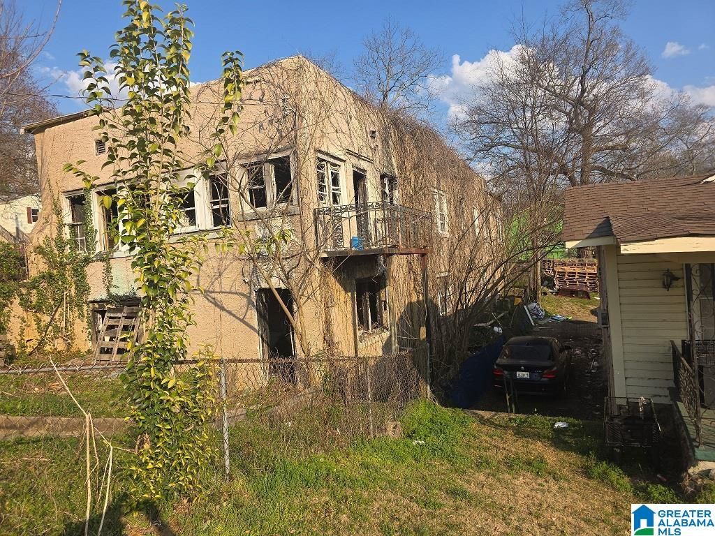 300 81ST STREET S, Birmingham, AL 35206