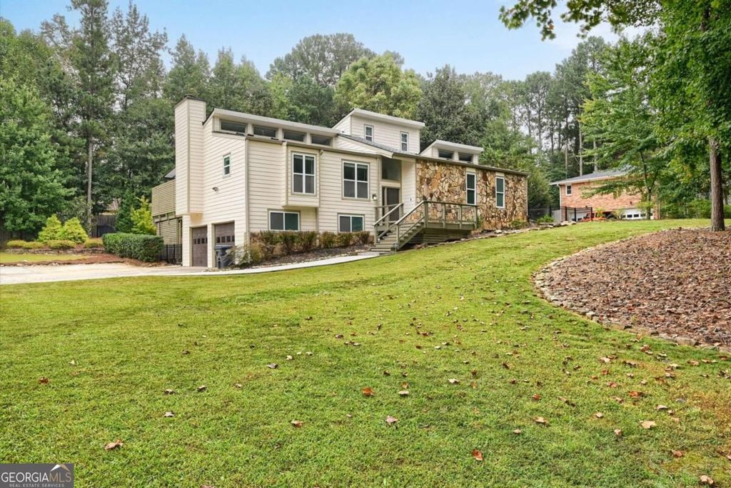 2470 Kingsley Drive NE, Marietta, GA 30062 — photo 2