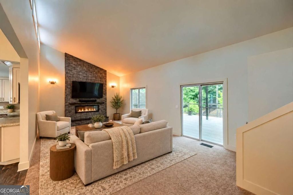 2470 Kingsley Drive NE, Marietta, GA 30062 — photo 4