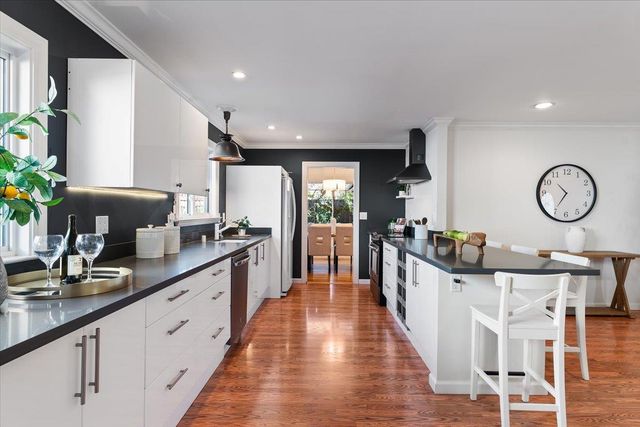 951 Wallace Drive, San Jose, CA 95120