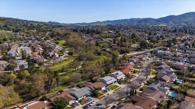 951 Wallace Drive, San Jose, CA 95120