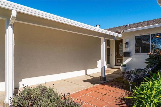 951 Wallace Drive, San Jose, CA 95120