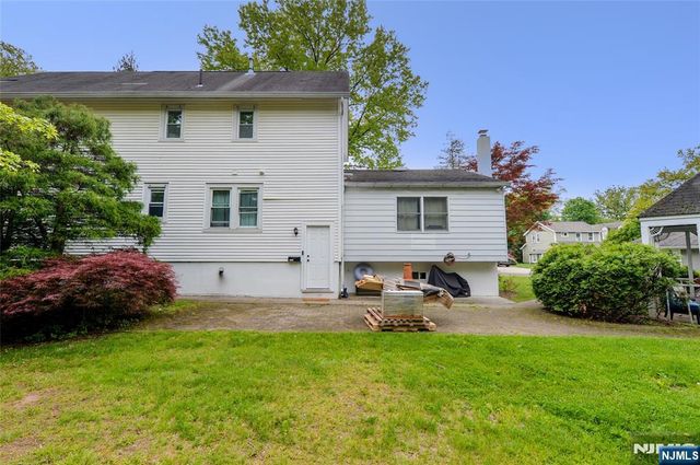 50 Dean Street, Glen Rock, NJ 07452