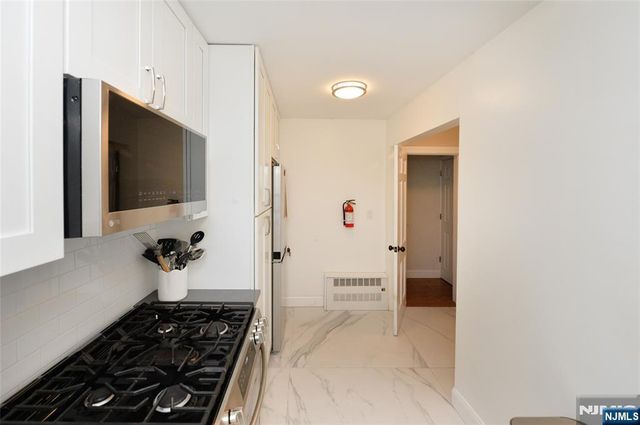 50 Dean Street, Glen Rock, NJ 07452