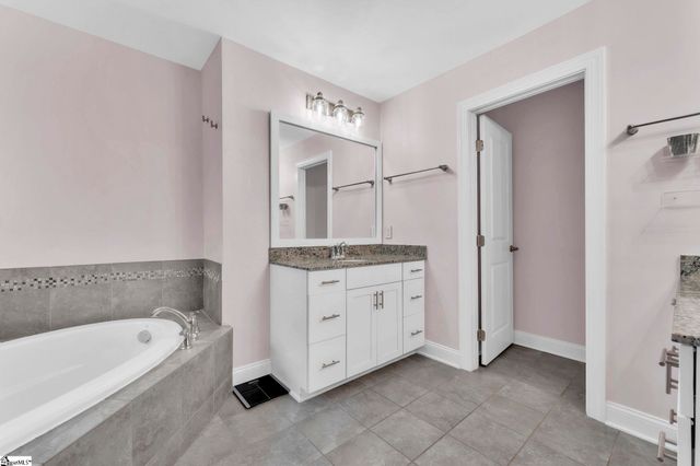 4 Woodland Chase Court, Simpsonville, SC 29681