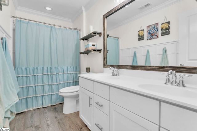 4 Woodland Chase Court, Simpsonville, SC 29681