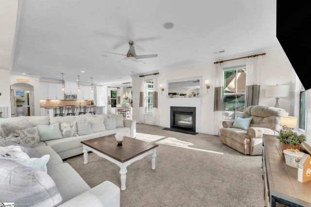 4 Woodland Chase Court, Simpsonville, SC 29681