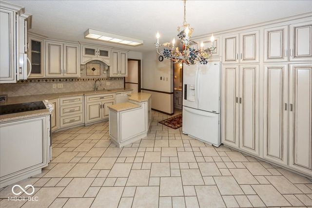 1214 Ironwood Drive W, Carmel, IN 46033