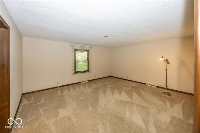 1214 Ironwood Drive W, Carmel, IN 46033