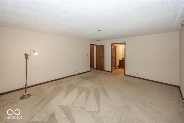 1214 Ironwood Drive W, Carmel, IN 46033