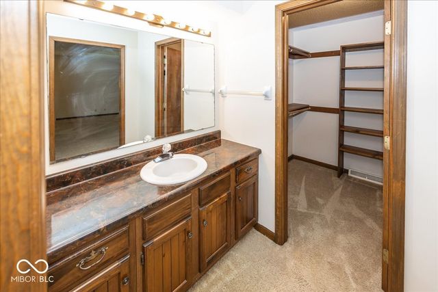 1214 Ironwood Drive W, Carmel, IN 46033