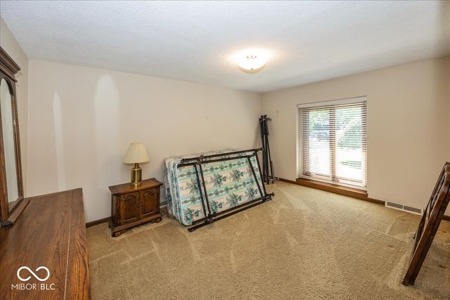 1214 Ironwood Drive W, Carmel, IN 46033