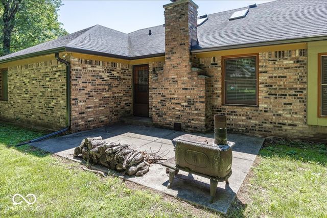 1214 Ironwood Drive W, Carmel, IN 46033