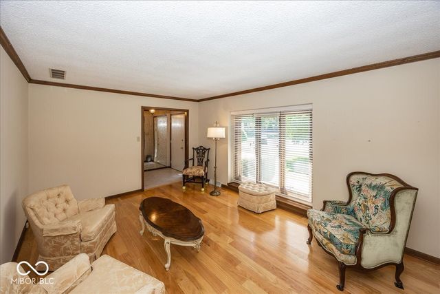1214 Ironwood Drive W, Carmel, IN 46033