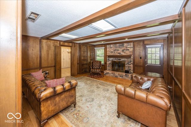 1214 Ironwood Drive W, Carmel, IN 46033