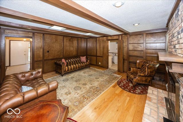 1214 Ironwood Drive W, Carmel, IN 46033