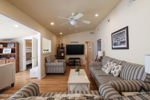 115 Mary Alice Road, Beach Haven West, NJ 08050