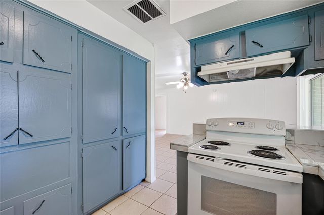 5010 Shilo Drive, Houston, TX 77032