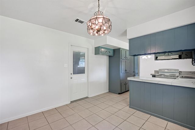 5010 Shilo Drive, Houston, TX 77032