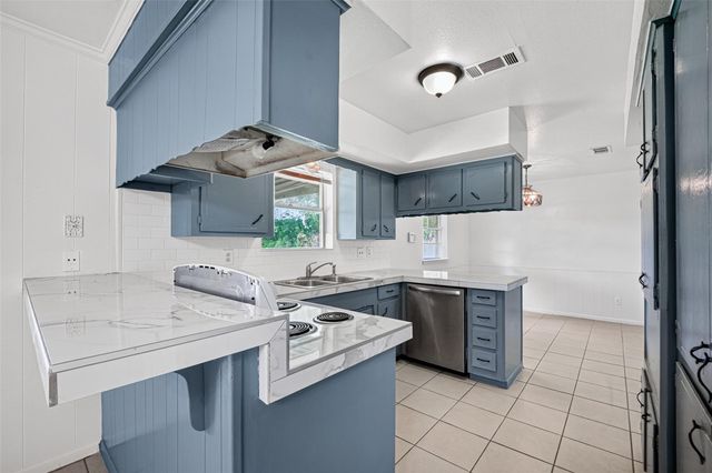 5010 Shilo Drive, Houston, TX 77032