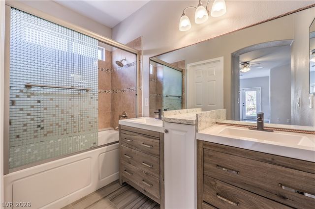 7842 Firefalls Drive, Las Vegas, NV 89147