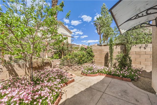 7842 Firefalls Drive, Las Vegas, NV 89147