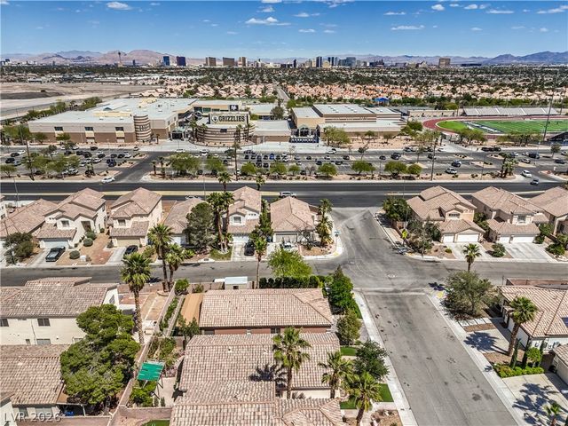 7842 Firefalls Drive, Las Vegas, NV 89147