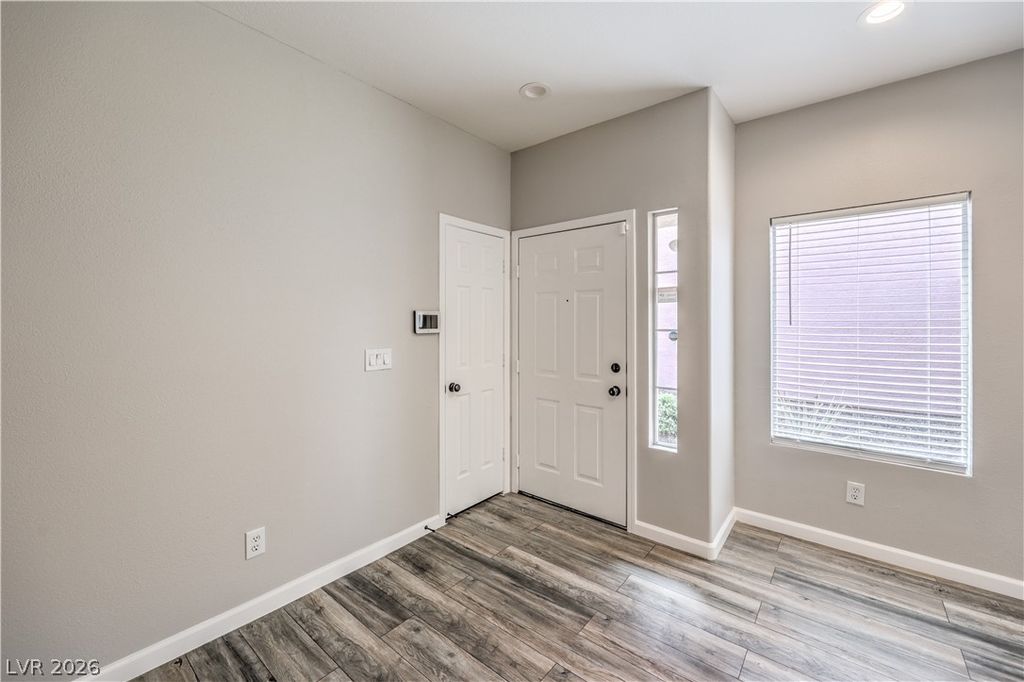 Image 11 of property listing at 7842 Firefalls Drive, Las Vegas, NV 89147