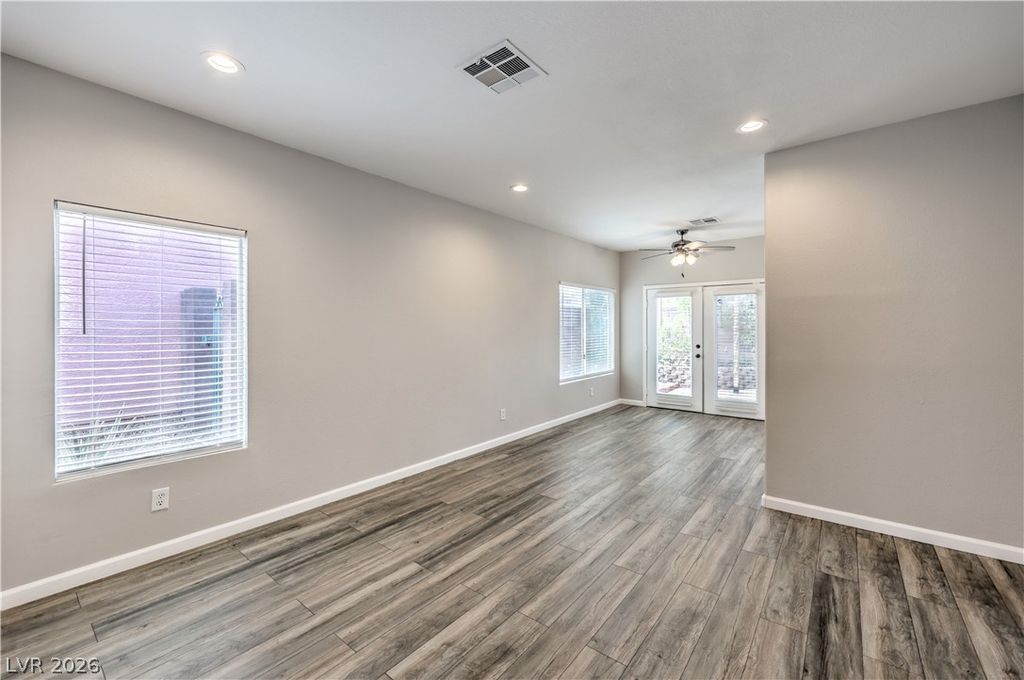 Image 2 of property listing at 7842 Firefalls Drive, Las Vegas, NV 89147