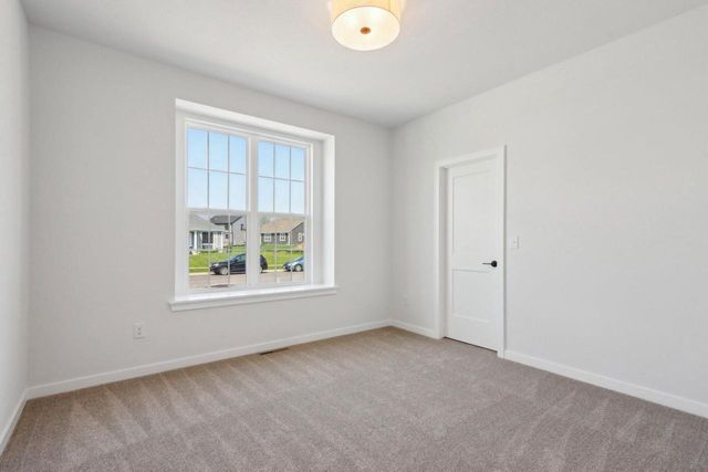 N174W20590 Laurel Springs CIRCLE, Jackson, WI 53037