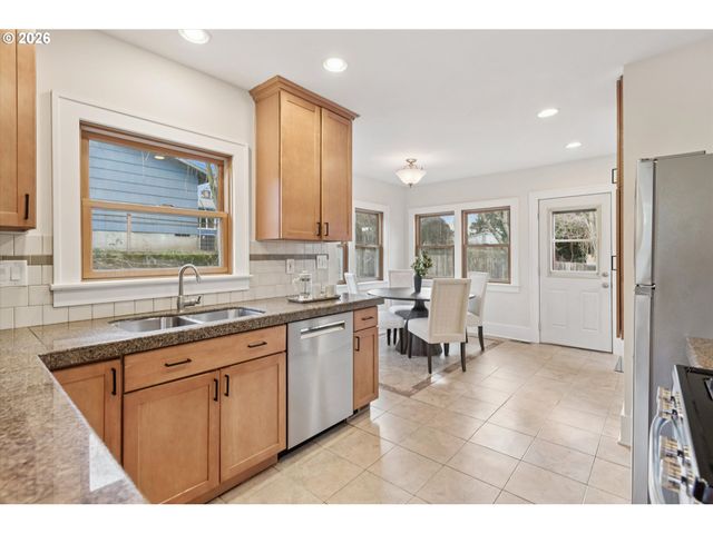 3141 Se 90TH Pl, Portland, OR 97266