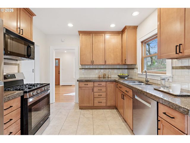 3141 Se 90TH Pl, Portland, OR 97266