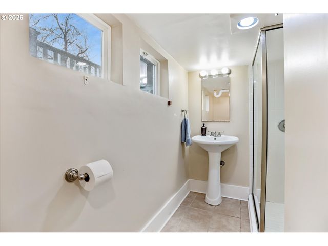 3141 Se 90TH Pl, Portland, OR 97266