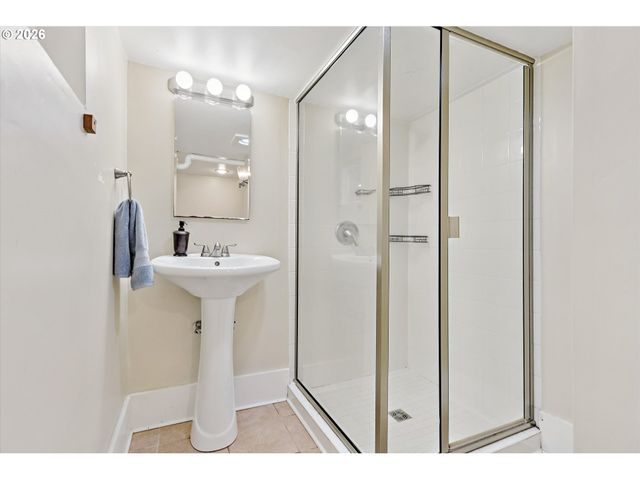 3141 Se 90TH Pl, Portland, OR 97266