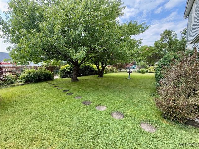 2821 Walnut Avenue, Niagara Falls, NY 14301