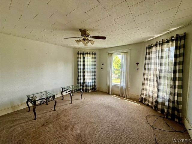 2821 Walnut Avenue, Niagara Falls, NY 14301