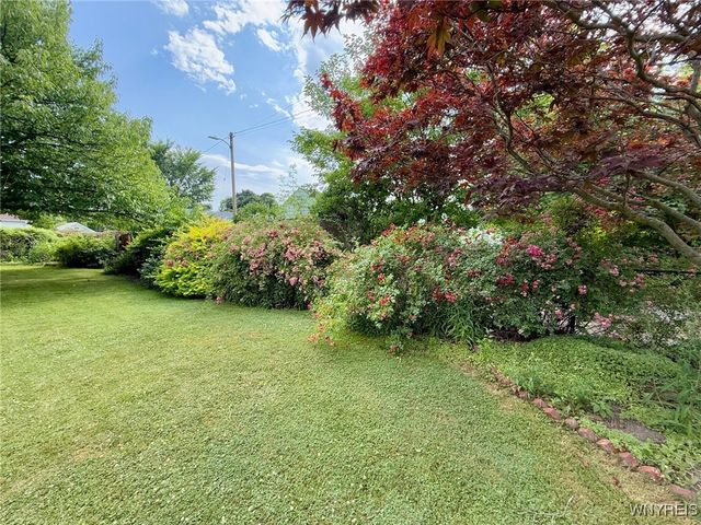 2821 Walnut Avenue, Niagara Falls, NY 14301