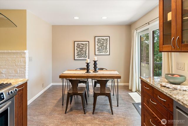 745 N 97th Street, Seattle, WA 98103
