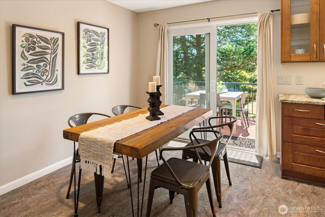 745 N 97th Street, Seattle, WA 98103